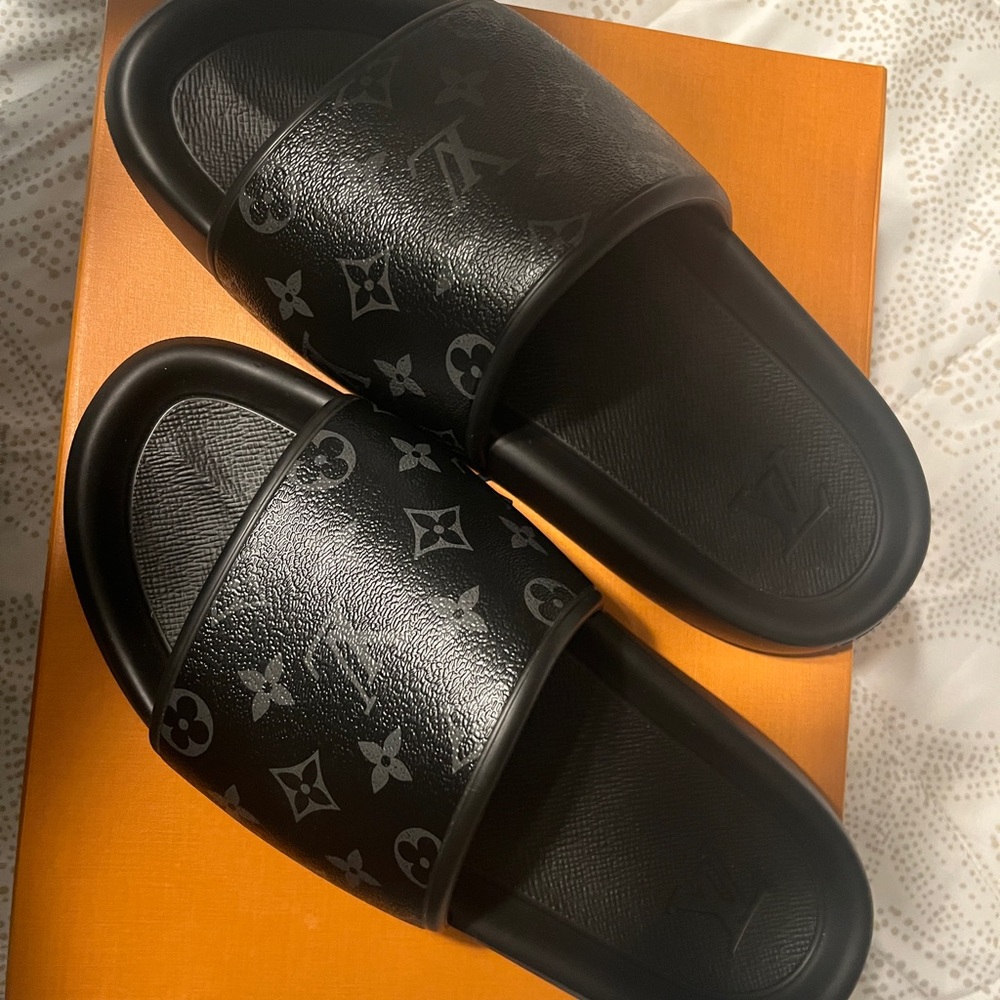 Louis Vuitton Waterfront Mules Black